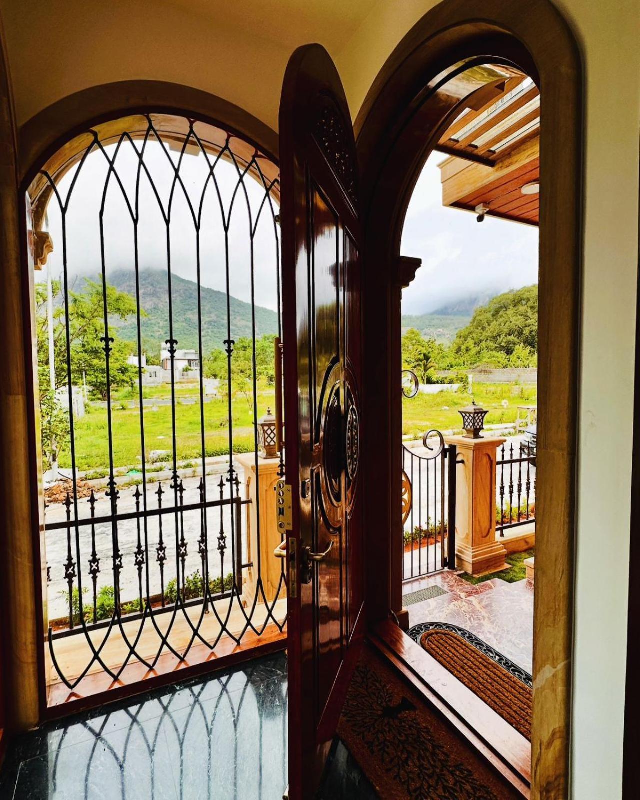Mia Madre Villa Bangalore Exterior foto